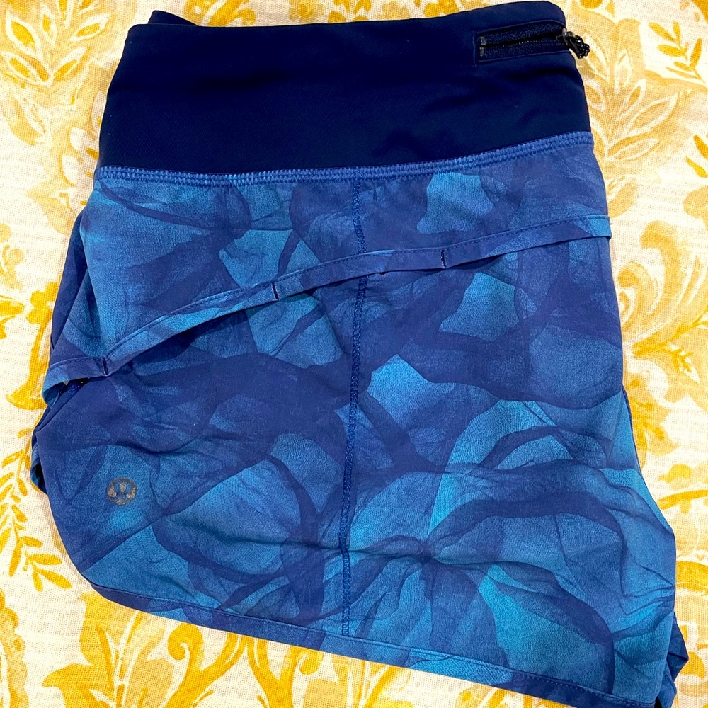 Lululemon Speed Up Low-Rise Lined Shorts 2.5”
